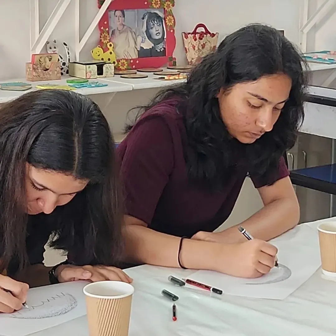 Art & Craft session photo 2