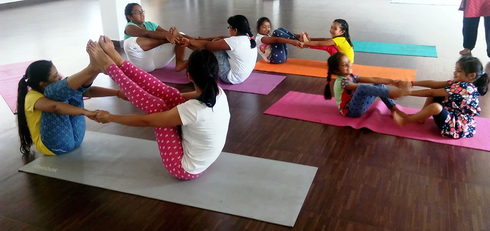 Yoga & Aerobics course thumbnail